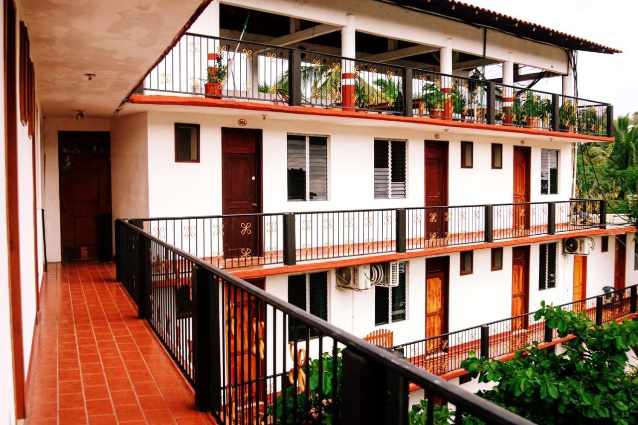 Hotel Yurimar Puerto Escondido  Exteriör bild